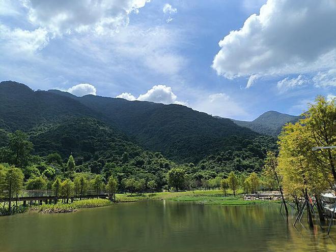 春节、五一法定节假日各加1天